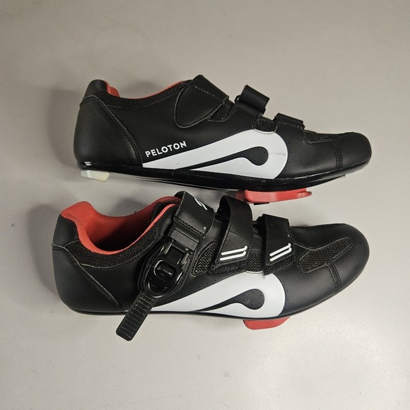 Peloton Cycling Shoe Mens 10 Black Red Womens 11.5 EU 44 - Picture 2 of 9